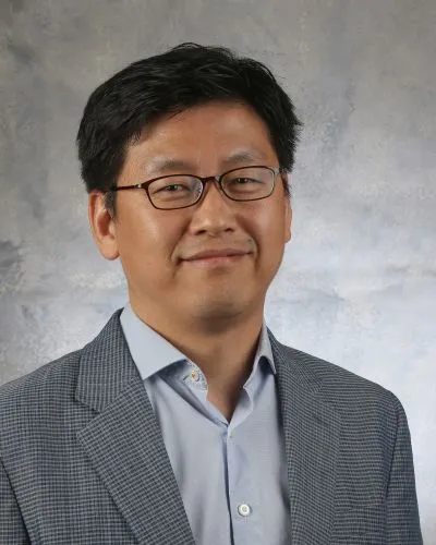 Dr. Byeong Kil Lee portrait